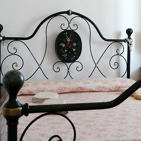 Stazione Centro Gasthuis 3*